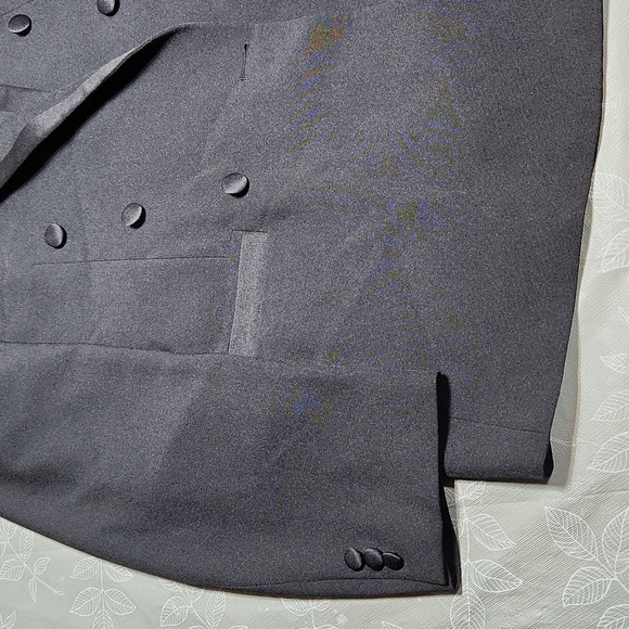 Noir Formal Jacket - Picture 2 of 13